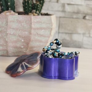 Kerliine Kerliine käsitöö epoksiidvaigust lillekujuline ehtekarp