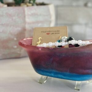 Kerliine Kerliine käsitööna loodud epoksiidvaigust ehtevann